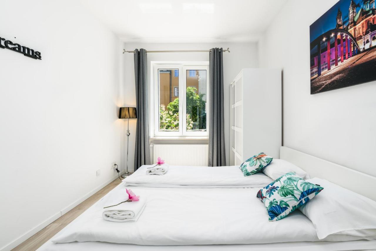 Wozna By Renters